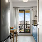 Stories * Bukurešť