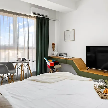 Stories * בוקרשט