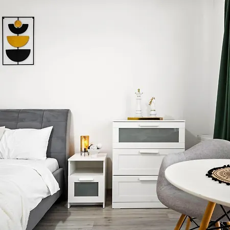 Stories Бухарест